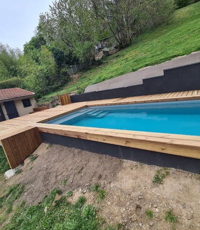 habillage bois piscine mornant